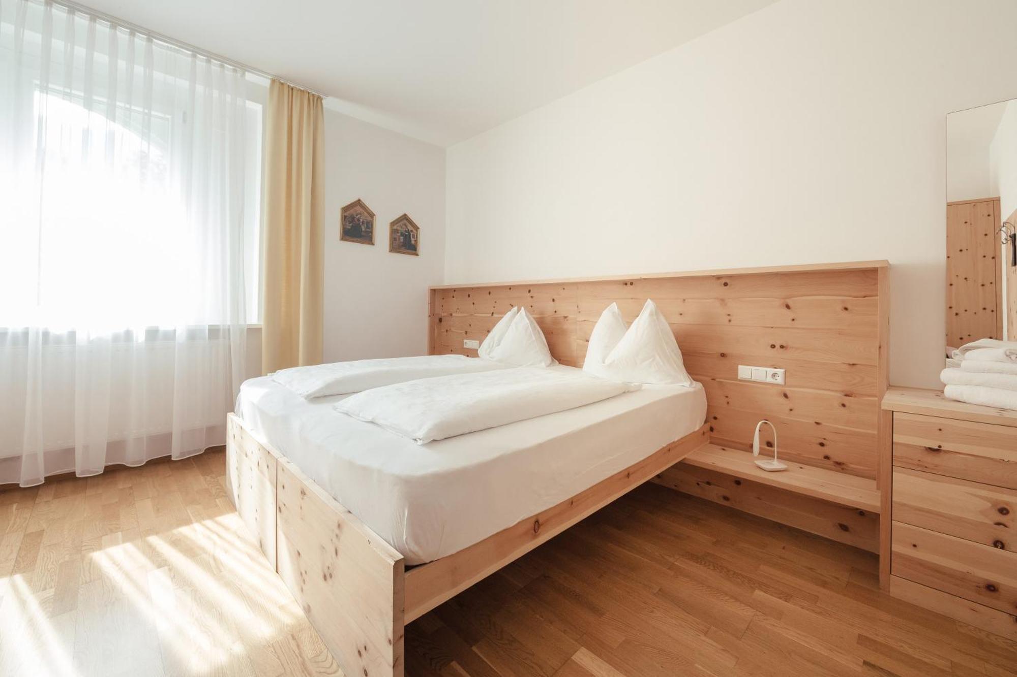 Gaestehaus Salvatorianerinnen Meran Buitenkant foto