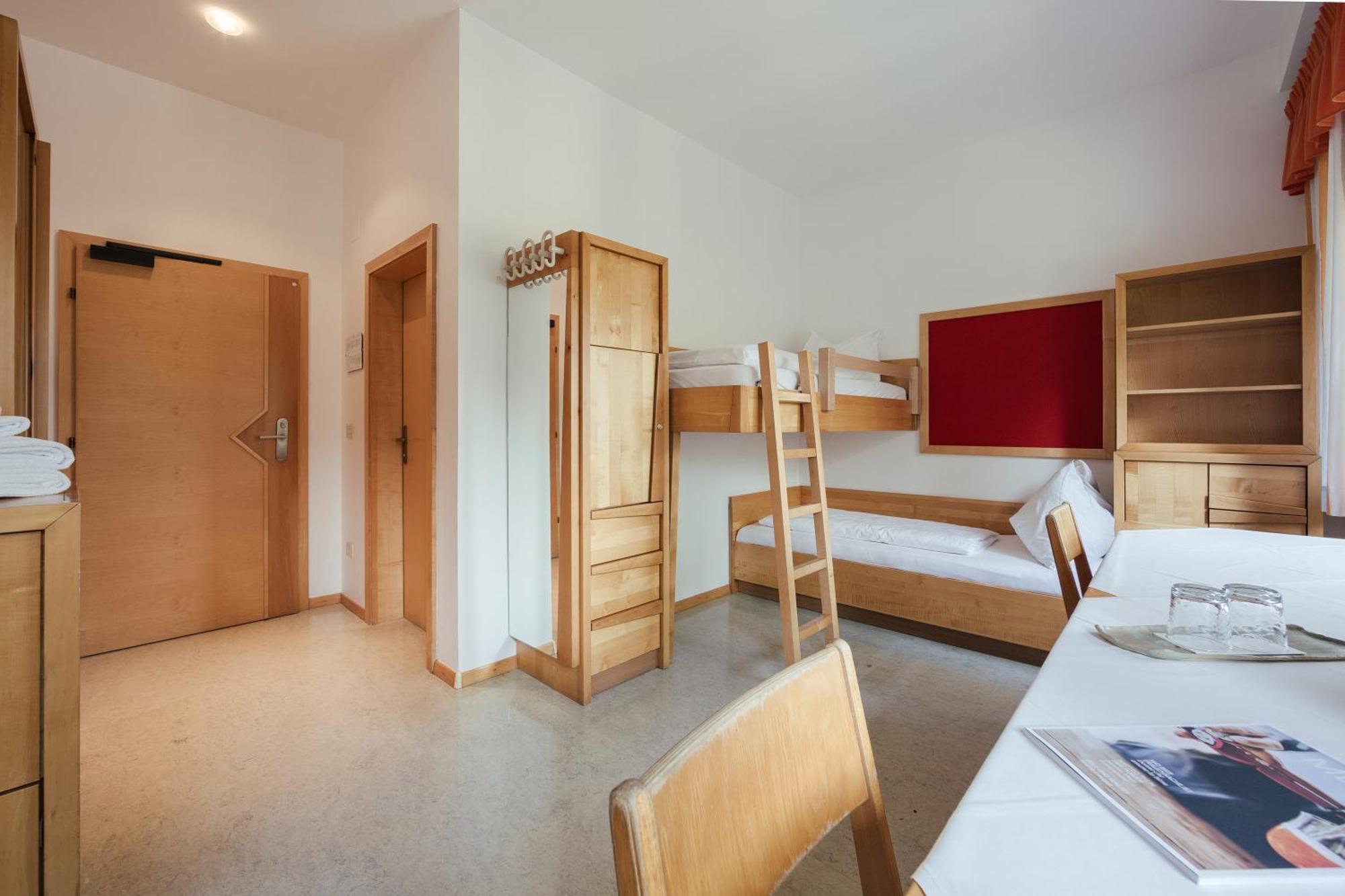 Gaestehaus Salvatorianerinnen Meran Kamer foto