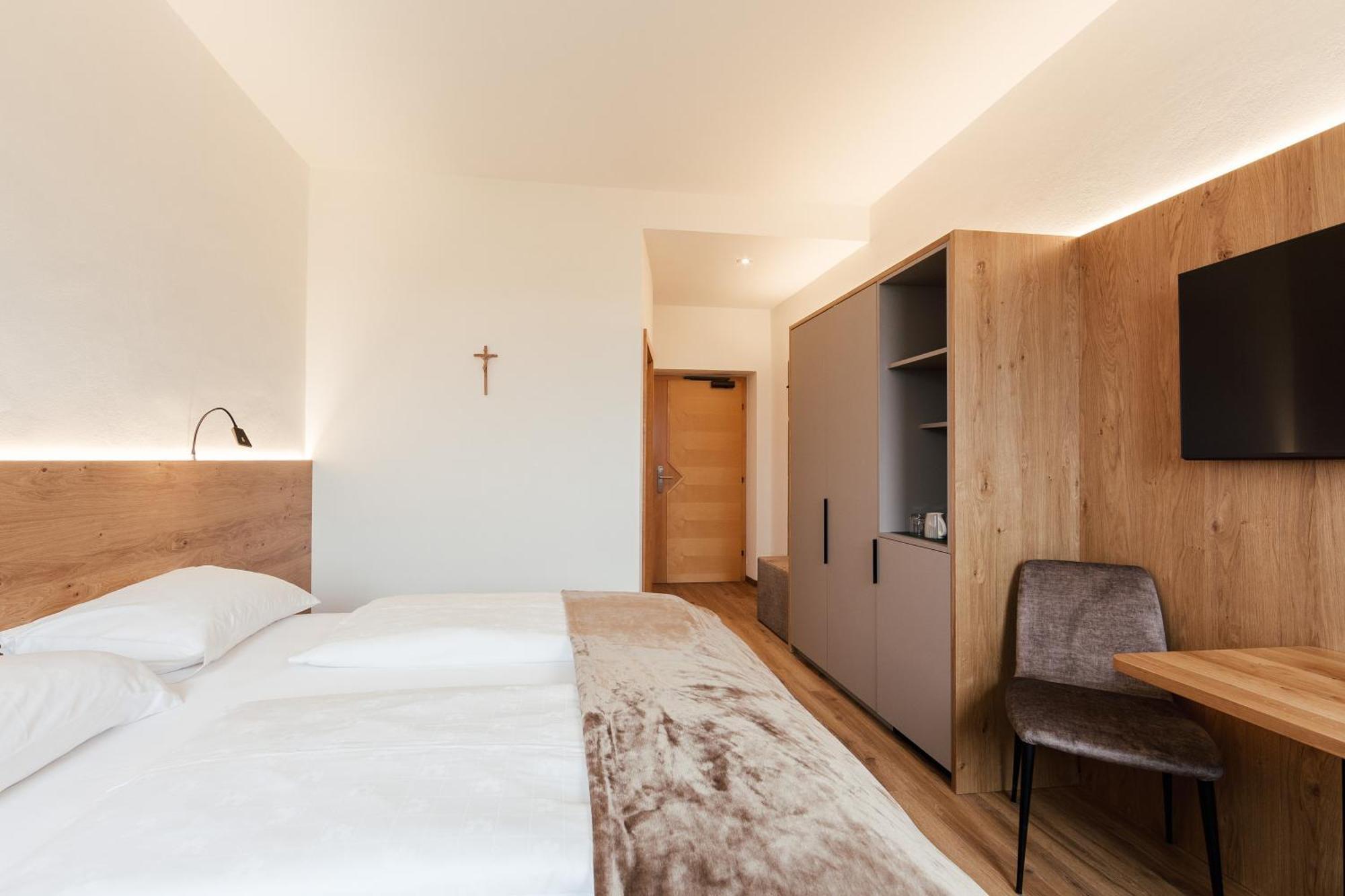 Gaestehaus Salvatorianerinnen Meran Buitenkant foto